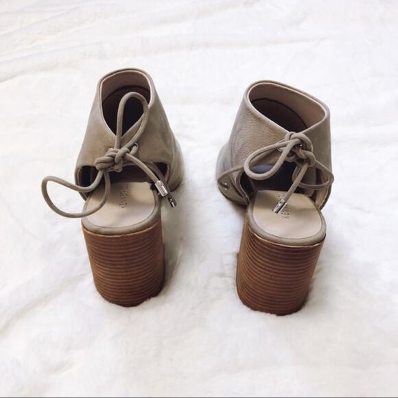 Kenneth Cole Cream Katarina Lace-Up Block Heel Sandals - Picture 4 of 8